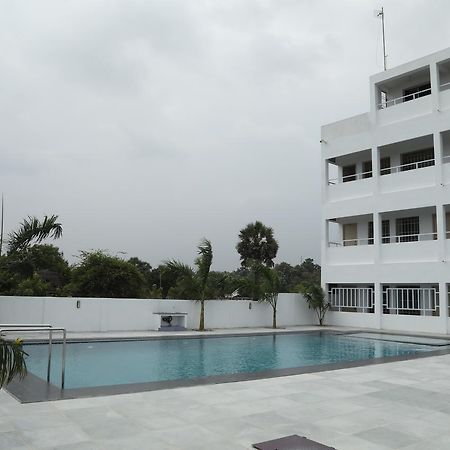 Ganesh Residency Hotell Pondicherry Exteriör bild